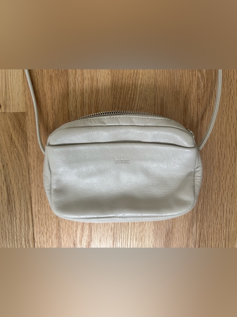BAGGU Cream Leather Small Crossbody Bag Minimalist Zip Pouch Everyday - Picture 2 of 4